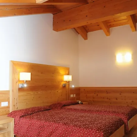 Hotell Hotel Garni Arnica ***S 3*