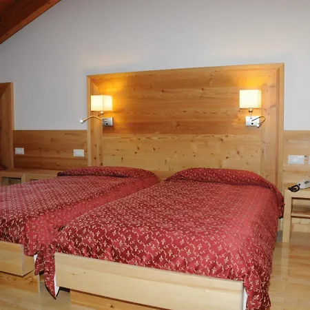 Hotell Hotel Garni Arnica ***S 3*