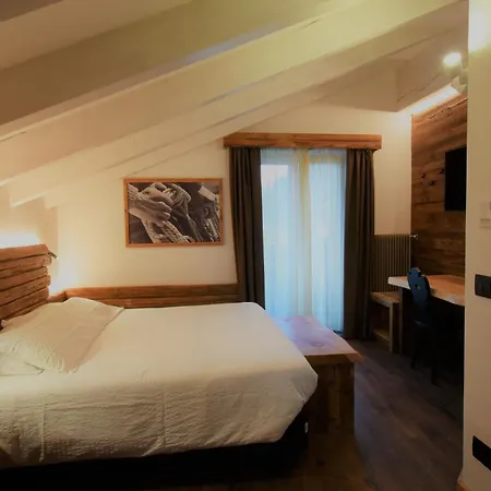 Hotel Garni Arnica ***S Madonna di Campiglio