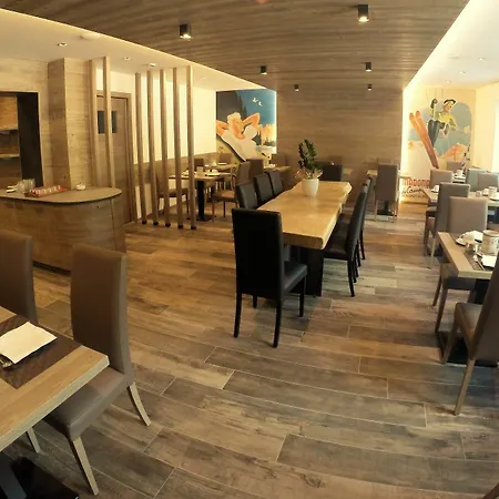 Hotell Hotel Garni Arnica ***S